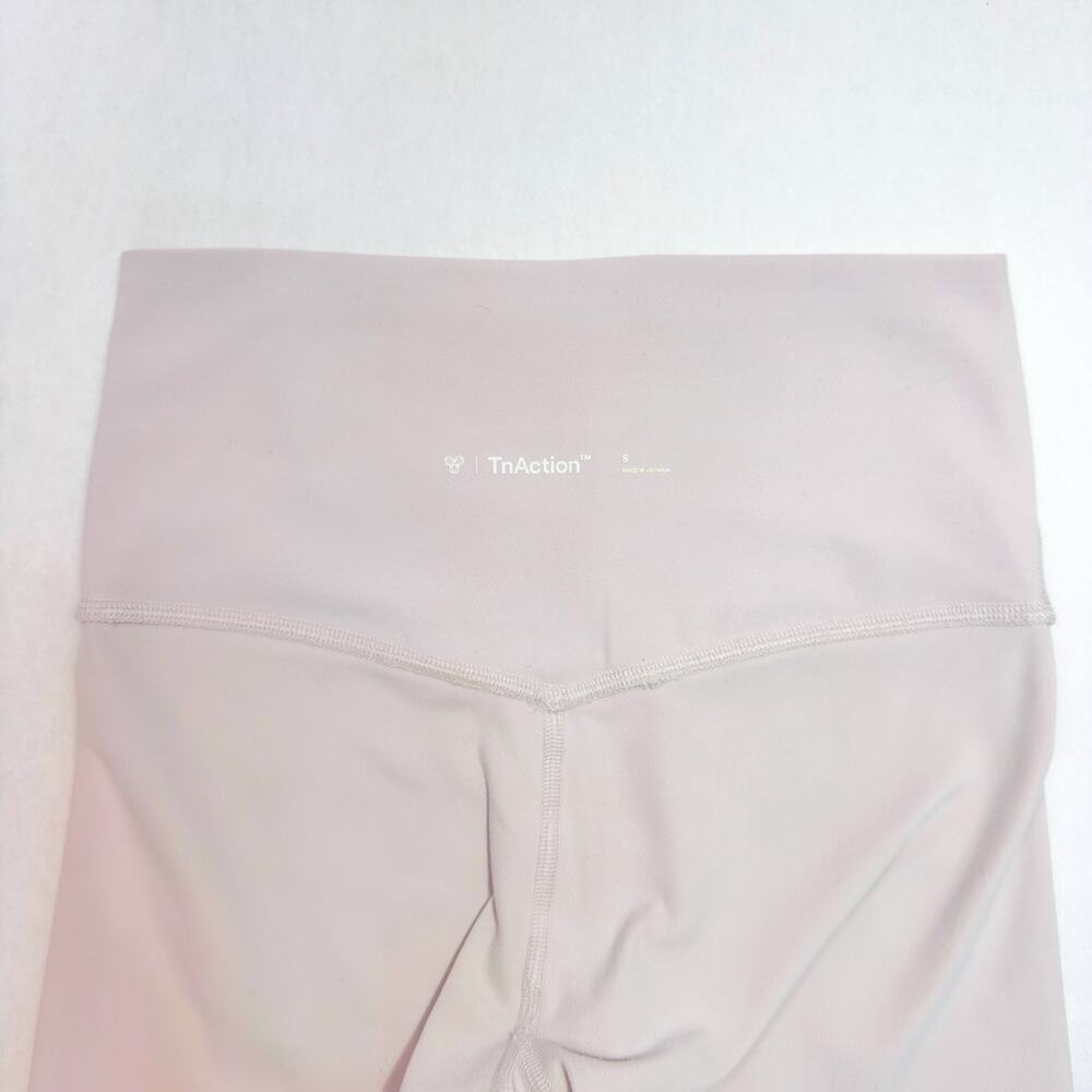 Aritzia Women's Biker Shorts Size S | TnaBUTTER Hi-Rise 5" Light Pink Blush - Picture 6 of 6